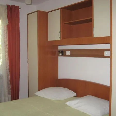 Apartments Silvano * Rabac
