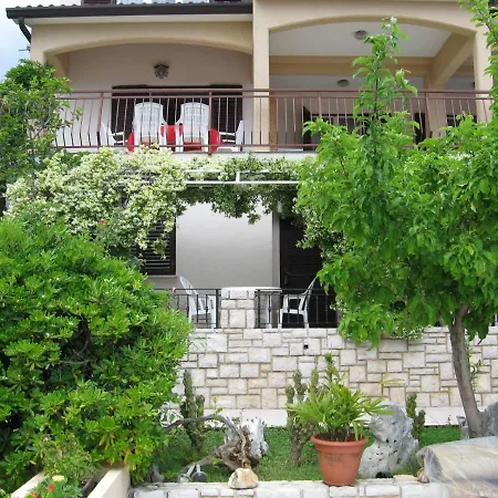 Apartments Silvano Rabac